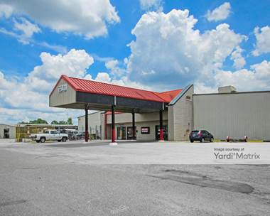 Storage Units for Rent available at 1765 O'Neal Lane, Baton Rouge, LA 70816