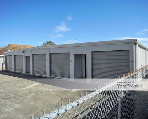 Source URL: https://cdnsc.rentcafe.com/dmslivecafe/3/1079588/1079588-1-5.jpg?width=-1&height=385&quality=80