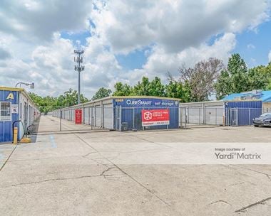 Storage Units for Rent available at 8922 Greenwell Springs Road, Baton Rouge, LA 70814