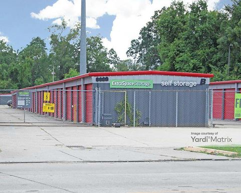 Source URL: https://cdnsc.rentcafe.com/dmslivecafe/3/1079593/1079593-1-2.jpg?width=-1&height=385&quality=80