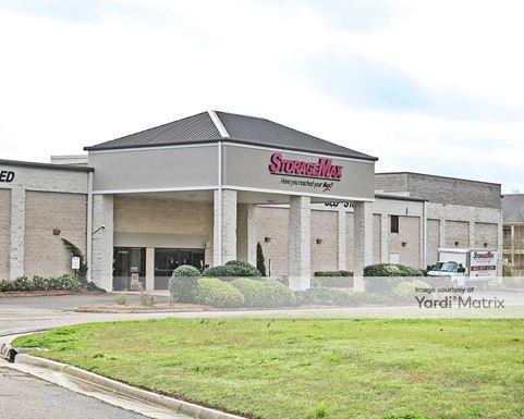 Source URL: https://cdnsc.rentcafe.com/dmslivecafe/3/1079600/1079600-1-1.jpg?width=-1&height=385&quality=80