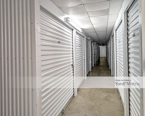 Source URL: https://cdnsc.rentcafe.com/dmslivecafe/3/1079617/1079617-1-5.jpg?width=-1&height=385&quality=80