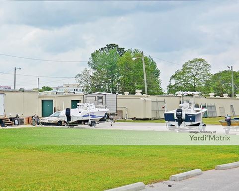 Source URL: https://cdnsc.rentcafe.com/dmslivecafe/3/1079618/1079618-1-5.jpg?width=-1&height=385&quality=80