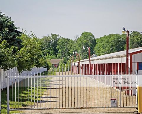 Source URL: https://cdnsc.rentcafe.com/dmslivecafe/3/1079646/1079646-1-5.jpg?width=-1&height=385&quality=80