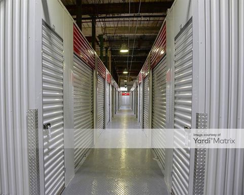 Source URL: https://cdnsc.rentcafe.com/dmslivecafe/3/1079662/1079662-1-4.jpg?width=-1&height=385&quality=80