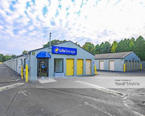 Source URL: https://cdnsc.rentcafe.com/dmslivecafe/3/1079672/1079672-1-2.jpg?width=-1&height=385&quality=80