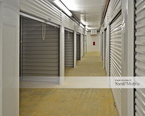 Source URL: https://cdnsc.rentcafe.com/dmslivecafe/3/1079711/1079711-1-7.jpg?width=-1&height=385&quality=80