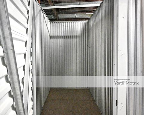 Source URL: https://cdnsc.rentcafe.com/dmslivecafe/3/1079727/1079727-1-6.jpg?width=-1&height=385&quality=80