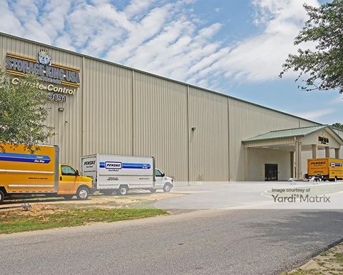 Source URL: https://cdnsc.rentcafe.com/dmslivecafe/3/1079728/1079728-1-2.jpg?width=-1&height=385&quality=80