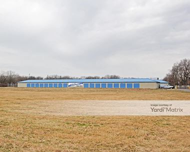 Storage Units for Rent available at 4822 Mann Road, Indianapolis, IN 46221