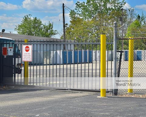 Source URL: https://cdnsc.rentcafe.com/dmslivecafe/3/1079819/1079819-1-5.jpg?width=-1&height=385&quality=80