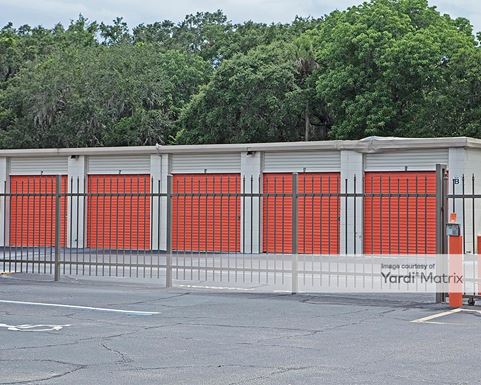 Source URL: https://cdnsc.rentcafe.com/dmslivecafe/3/1079839/1079839-1-4.jpg?width=-1&height=385&quality=80