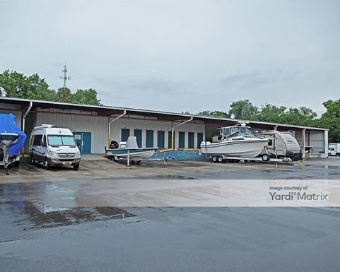 Source URL: https://cdnsc.rentcafe.com/dmslivecafe/3/1079856/1079856-1-5.jpg?width=-1&height=385&quality=80