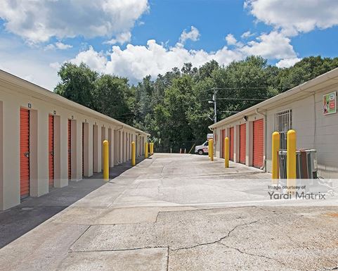 Source URL: https://cdnsc.rentcafe.com/dmslivecafe/3/1079883/1079883-1-4.jpg?width=-1&height=385&quality=80