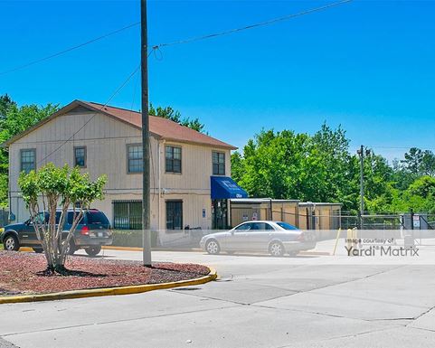 Source URL: https://cdnsc.rentcafe.com/dmslivecafe/3/1079902/1079902-1-4.jpg?width=-1&height=385&quality=80