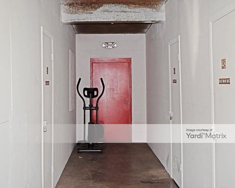 Source URL: https://cdnsc.rentcafe.com/dmslivecafe/3/1079933/1079933-1-5.jpg?width=-1&height=385&quality=80