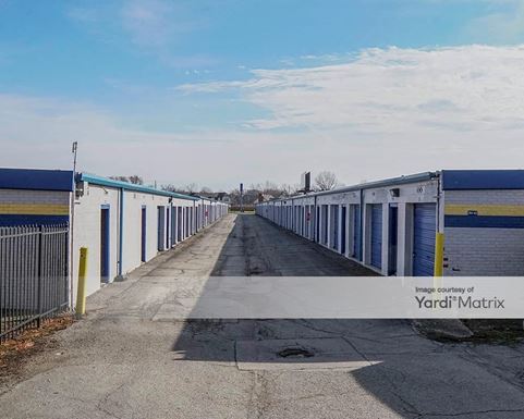 Source URL: https://cdnsc.rentcafe.com/dmslivecafe/3/1079947/1079947-1-4.jpg?width=-1&height=385&quality=80