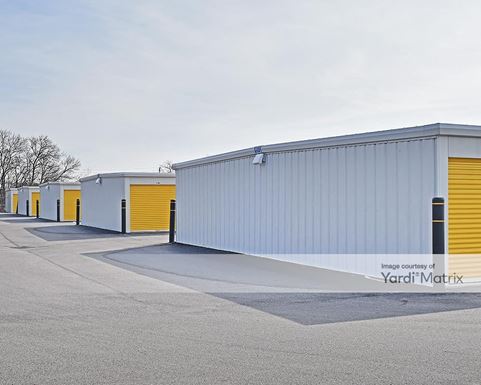 Source URL: https://cdnsc.rentcafe.com/dmslivecafe/3/1079952/1079952-1-5.jpg?width=-1&height=385&quality=80