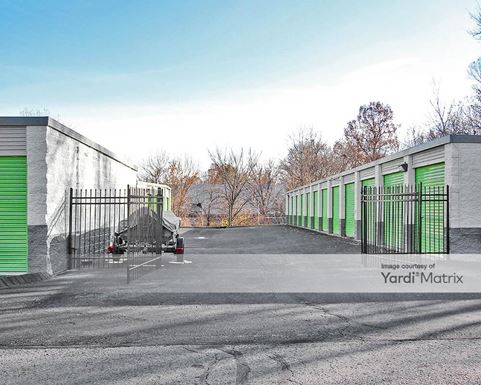 Source URL: https://cdnsc.rentcafe.com/dmslivecafe/3/1079974/1079974-1-4.jpg?width=-1&height=385&quality=80