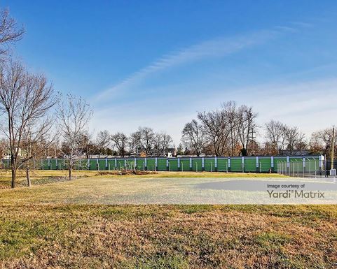 Source URL: https://cdnsc.rentcafe.com/dmslivecafe/3/1079974/1079974-1-5.jpg?width=-1&height=385&quality=80