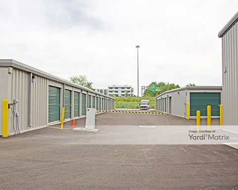 Source URL: https://cdnsc.rentcafe.com/dmslivecafe/3/1079993/1079993-1-3.jpg?width=-1&height=385&quality=80