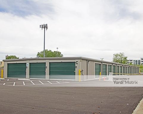 Source URL: https://cdnsc.rentcafe.com/dmslivecafe/3/1079993/1079993-1-5.jpg?width=-1&height=385&quality=80