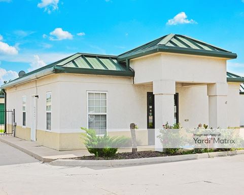 Source URL: https://cdnsc.rentcafe.com/dmslivecafe/3/1080045/1080045-1-3.jpg?width=-1&height=385&quality=80