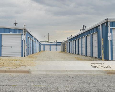 Source URL: https://cdnsc.rentcafe.com/dmslivecafe/3/1080049/1080049-1-3.jpg?width=-1&height=385&quality=80