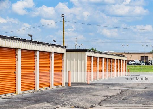 Source URL: https://cdnsc.rentcafe.com/dmslivecafe/3/1080081/1080081-1-3.jpg?width=-1&height=385&quality=80