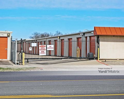 Source URL: https://cdnsc.rentcafe.com/dmslivecafe/3/1080233/1080233-1-2.jpg?width=-1&height=385&quality=80