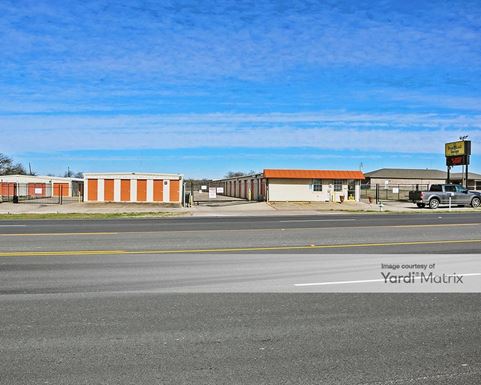 Source URL: https://cdnsc.rentcafe.com/dmslivecafe/3/1080233/1080233-1-4.jpg?width=-1&height=385&quality=80