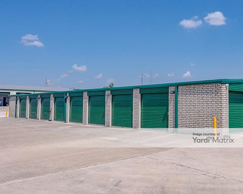 Source URL: https://cdnsc.rentcafe.com/dmslivecafe/3/1080237/1080237-1-4.jpg?width=-1&height=385&quality=80