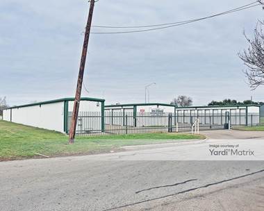 Storage Units for Rent available at 1215 Baylor Avenue, Waco, TX 76706