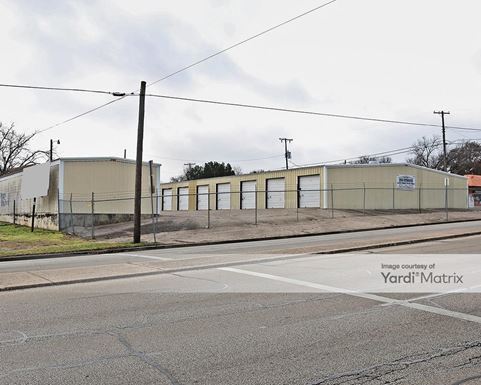 Source URL: https://cdnsc.rentcafe.com/dmslivecafe/3/1080269/1080269-1-4.jpg?width=-1&height=385&quality=80