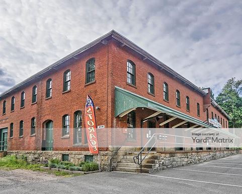 Source URL: https://cdnsc.rentcafe.com/dmslivecafe/3/1080290/1080290-1-4.jpg?width=-1&height=385&quality=80