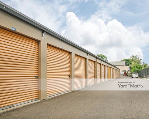 Source URL: https://cdnsc.rentcafe.com/dmslivecafe/3/1080297/1080297-1-3.jpg?width=-1&height=385&quality=80