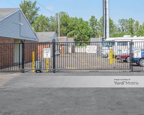 Source URL: https://cdnsc.rentcafe.com/dmslivecafe/3/1080308/1080308-1-4.jpg?width=-1&height=385&quality=80