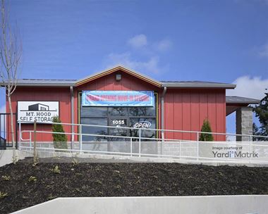 Storage Units for Rent available at 1055 Mount Hood Avenue, Woodburn, OR 97071