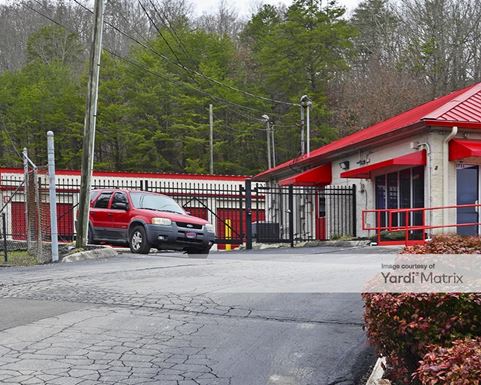 Source URL: https://cdnsc.rentcafe.com/dmslivecafe/3/1080400/1080400-1-4.jpg?width=-1&height=385&quality=80