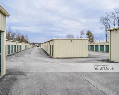 Storage Units for Rent available at 110 Loudoun Road, Knoxville, TN 37934