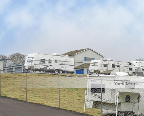 Source URL: https://cdnsc.rentcafe.com/dmslivecafe/3/1080407/1080407-1-3.jpg?width=-1&height=385&quality=80