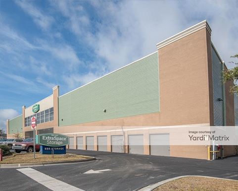 Source URL: https://cdnsc.rentcafe.com/dmslivecafe/3/1080470/1080470-1-3.jpg?width=-1&height=385&quality=80