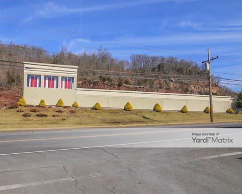 Source URL: https://cdnsc.rentcafe.com/dmslivecafe/3/1080485/1080485-1-3.jpg?width=-1&height=385&quality=80