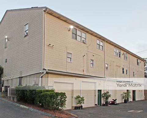 Source URL: https://cdnsc.rentcafe.com/dmslivecafe/3/1080499/1080499-1-5.jpg?width=-1&height=385&quality=80