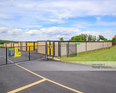 Source URL: https://cdnsc.rentcafe.com/dmslivecafe/3/1080505/1080505-1-4.jpg?width=-1&height=385&quality=80