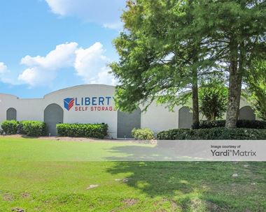 Storage Units for Rent available at 1438 North Causeway Blvd, Mandeville, LA 70471