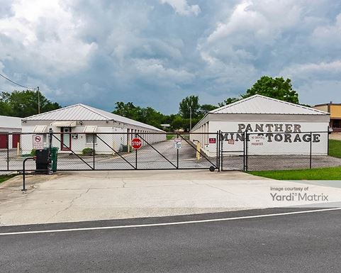 Source URL: https://cdnsc.rentcafe.com/dmslivecafe/3/1080552/1080552-1-5.jpg?width=-1&height=385&quality=80