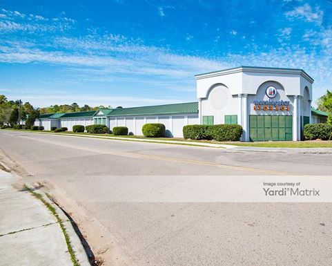 Source URL: https://cdnsc.rentcafe.com/dmslivecafe/3/1080559/1080559-1-4.jpg?width=-1&height=385&quality=80