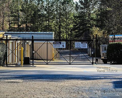 Source URL: https://cdnsc.rentcafe.com/dmslivecafe/3/1080589/1080589-1-2.jpg?width=-1&height=385&quality=80