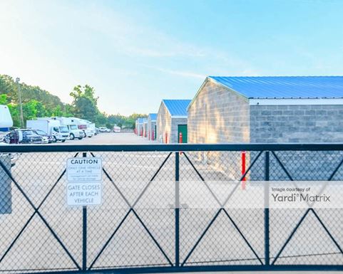 Source URL: https://cdnsc.rentcafe.com/dmslivecafe/3/1080595/1080595-1-2.jpg?width=-1&height=385&quality=80